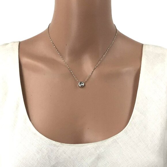 Avon Pendant Necklace Silver Tone 16 Inch SP Silver Plate - Picture 2 of 2